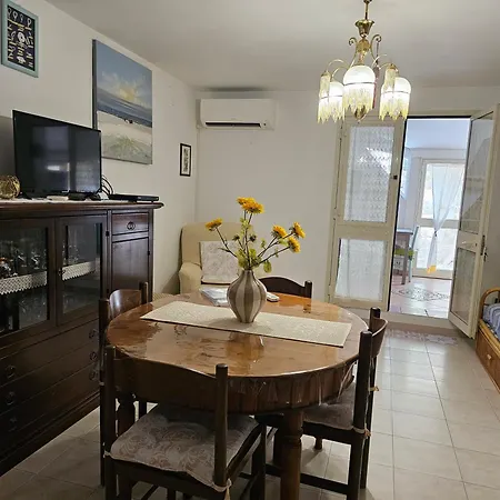 Holiday home Niko House *