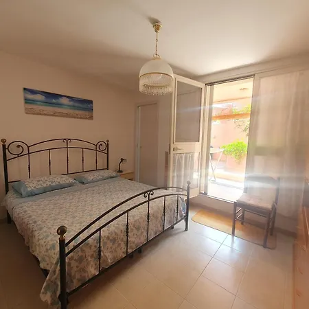 Niko House 3* Carloforte (Isola di San Pietro)